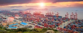 Статус самого загруженного контейнерного порта в мире в 2019 году получил Шанхай