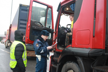 Эксперт: пропуска на въезд грузовиков в Москву аннулируют за отклонение от заявленного маршрута 