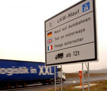 Германия возместит перевозчикам миллионы евро за дорожные сборы