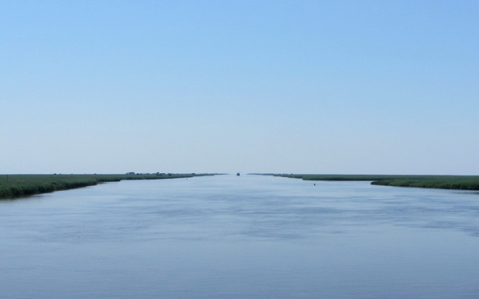 Волго-Каспийский канал углубят до 4,5 метров  до конца 2023 года