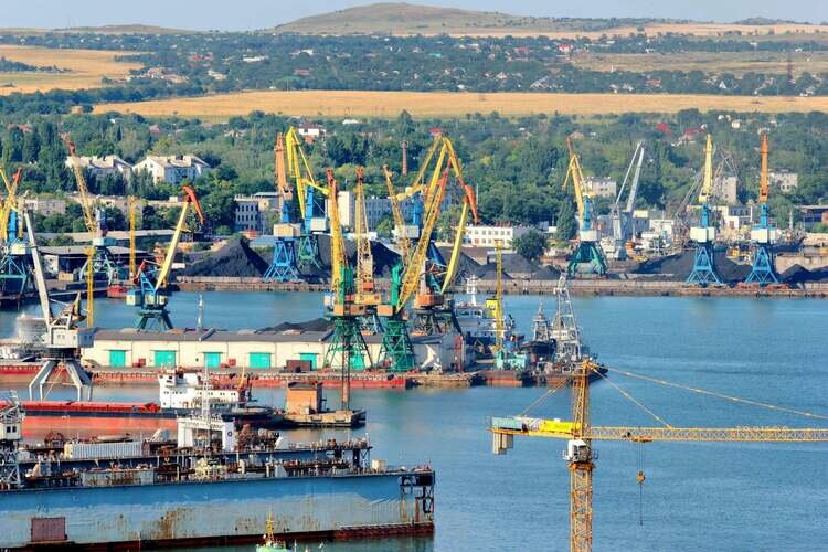 Крымские порты будут ждать грузов